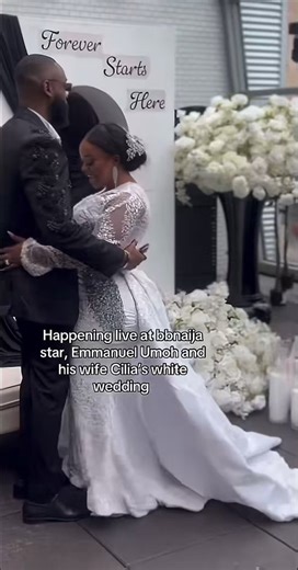 His face/expression in all the pre wedding and wedding videos?The “dols” are nice sha🤭🤧
