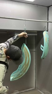 Copper Patina anyone? 🎥 @palmerspowders #prismaticpowders #powdercoating #powdercoat #harley #harleydavidson | Prismatic Powders