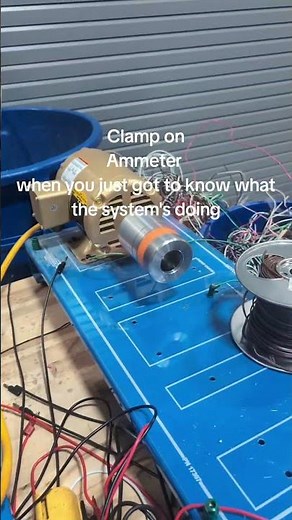 How to Use an Amp Clamp Meter | Electrician Quick Guide