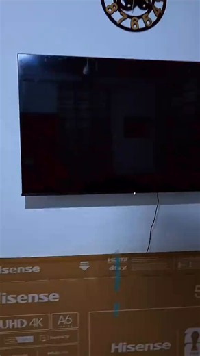 🇬🇭A frustrated customer has accused Hisense of selling him a TV with a broken screen. He claims that after returning it four days later,he was informed that the 4-year warranty does not cover screen damage and that he would have to pay 70% of the TV’s original purchase price to have it repaired.
