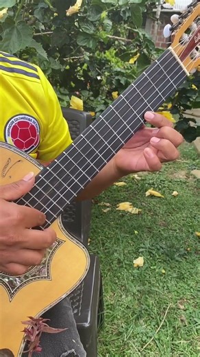 Ejercicio fácil #guitarristaslatinos #guitarra #tutorial