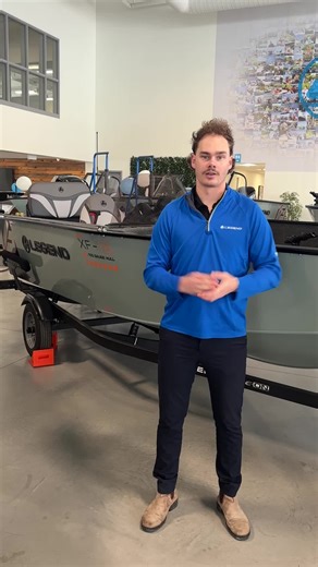 Meet the 2026 16 XF SC! Our 16 ft side console model is loaded with everything you need to get out on the water and catch a big one! Starting at the helm, you get a PiranhaMAX4 Fish/Depth Finder, a Portable Bluetooth IPX7 Waterproof Dual Speaker, and all your switches and gauges. At the bow, you’ll find a large casting deck with in-floor storage, and a 114 L aerated livewell with a bait bucket and divider. Moving to the stern of the boat, you’ll find a lockable rod storage compartment, plus an a