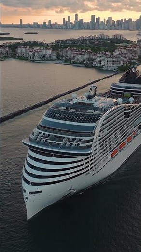 ‪@PauloTravels‬ knows what people want to see and MSC World America is definitely one of them.