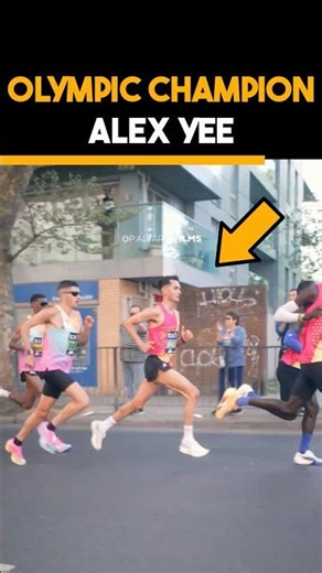 Alex Yee pacing 2:06 Marathon 🇬🇧