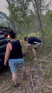 “2 Chicks IN a TOW TRUCK” #TOWIEAZ #HOOKnAintEasy | The 1770 Towing Service