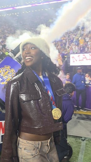 605K views · 6.5K reactions | My daughter is a real shooter..... year 4 loading now.... Flau'jae #fypシ #family #love #lsu #superstar #nationalchamp #year4 #highlights #followersreels #dadcorner #goldmedalist | Ameen Brooks | Facebook