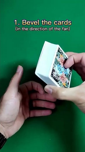 How to FAN cards like a PRO! Thumb Fan Tutorial!