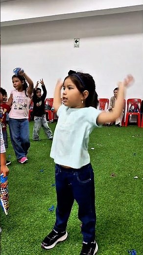 Así bailan los niños cuando suena ‘René’ 😂🎶
