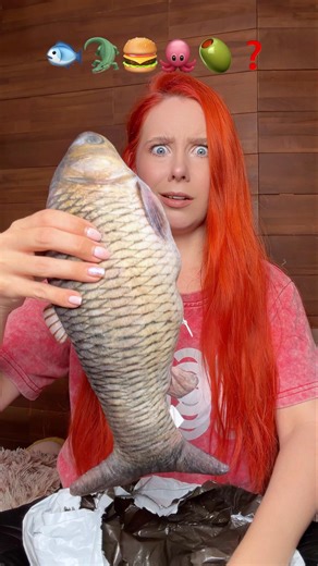 The WEIRDEST pillow in the world😵‍💫🤯Subscribe for next part:)