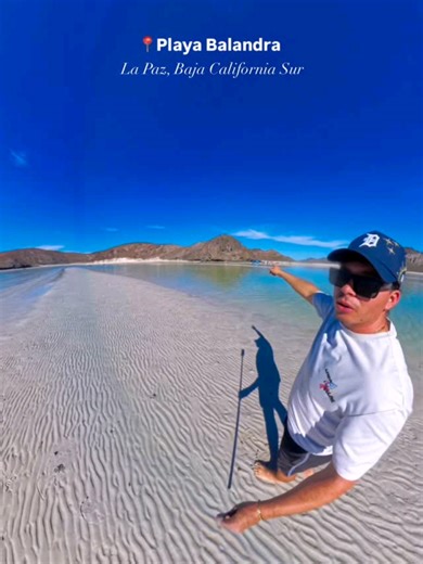 @tours4friends 🚐📍 Pickup en hospedaje incluido Si quieres conocer playa Balandra te recomendamos este tour disponible en: 👉🏼 Tours4Friends.com.mx (Link en biografía) @tours4friends Incluye: • Chofer/Guía • Pulseras de acceso a Balandra • Transporte redondo desde tu hospedaje • Sombrilla, mesa, sillas y hielera • Refrescos y aguas • Ceviche, platos y servicio en playa #balandrabeach #lapazmexico #visitbaja #bajacaliforniasur #visitmexico