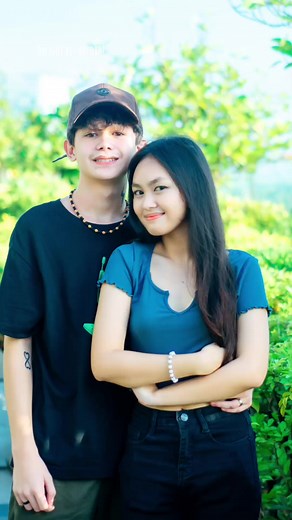 Kung hindi ka para sa Pinoy baka para ka sa British 🤎 #KhintRow #KhintRowOfficial #smseasidecebu #strangerphotoshoot #british #fyp