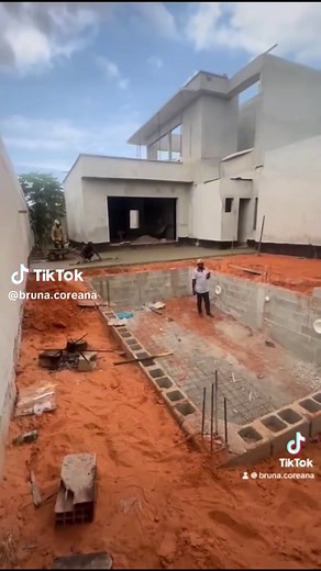 Luxurious Home Construction Process Revealed