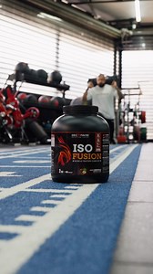 ISO FUSION – Haute performance & meilleure digestion 💥 81% de protéines, 9g d’EAA dont 4g de BCAA par shaker. C'est l'alliée des sportifs exigeants : complexe multi-protéique, digestion optimisée et saveurs onctueuses. 💪 Définition, développement musculaire et confort digestif réunis dans une formule innovante, accessible à tous ! 🌱 5 sources de protéines complémentaires pour une absorption optimale. 💰 Moins d'1€ le shaker | Eric Favre Sport