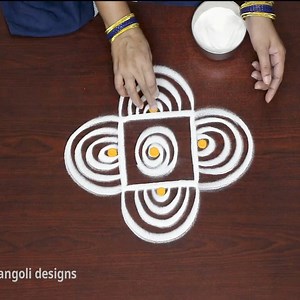 1.3M views · 9.9K reactions | Very Beautiful Freehand rangoli kolam designs in easy steps - Muggulu #rangoli #kolam #muggulu #design #art #artist #artwork #drawing #rangolidesigns #rangoliart #arthistory #rangoliart #sankranthimuggulu #pongalkolam #Indianart #mandalaart #simplerangoli #easyrangoli #awesomerangoli #easyrangolisuneetha | Easy rangoli designs | Facebook