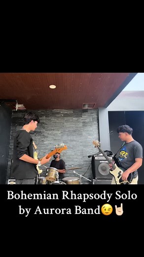 Bohemian Rhapsody Solo #auroraband #guitarsolo #fyp