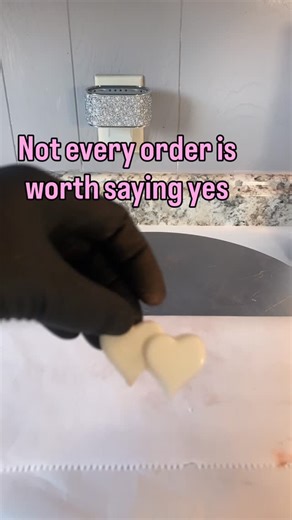 🌷I said No to a corporate client. 🌷A well-known corporate client reached out to book me for an order. It was a $4 figure order. They needed 300 mini bite desserts with “detailed allergy friendly” requirements for a celebrity client. I was very excited.😁 🌷My quote was based on time, ingredients, labor, and extreme care — because allergy-friendly baking requires precision and attention to detail. 🌷Especially when there is the risk of someone having a serious allergic reaction. The client atte