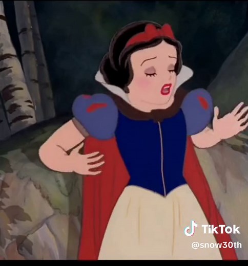 Snow White (1937) - Huntsman Scenes | #disney #snowwhiteandthesevendwarfs #snowwhite #huntsman #evilqueen #mad #jealous #angry #scared #scary #screaming #scream #running #dark #woods #darkness #darkest #nice #wonderful #beautiful #forest #sweet #nature #scenery #cute #birds #love #funny #childhood #30s #animated #movie #scenes #disney100yearsofmagic #fyp #fypシ #foryoupage