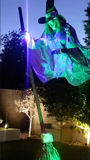 Impressive Floating Witch Halloween Animatronic Unboxed? #halloweenanimatronics