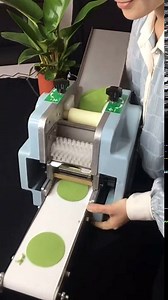 Commercial Automatic Dumpling Skin Machine 110v 140w Electric Dumpling Wrapper Maker Machine Production Capacity 40pcs/min with 8cm Round Shaped Mold