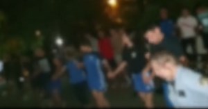 Mladi policajci slavili uz užičko kolo na Policijskoj akademiji? MUP provjerava autentičnost