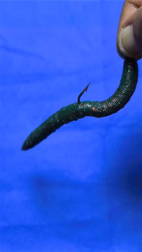 Tutorial How To Install Fishing Bait #shorts #fishing #tips