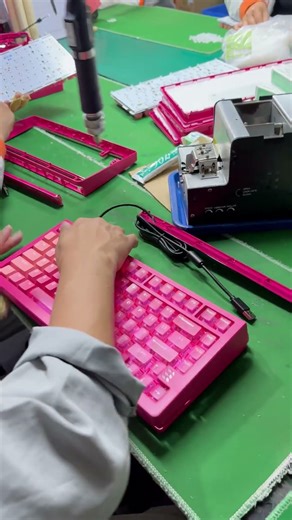Net Café Keyboards Are Boring… Until THIS 😳