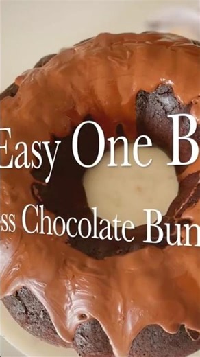 Easy One-Bowl Eggless Chocolate Cake 🍫 | Perfect for Any Occasion! #shorts