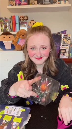 Unboxing Bloopers: 31 Seconds of Toy Struggle