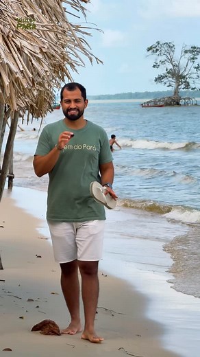Dia 4: Outeiro. Tu sabias que Outeiro tem muitas praias incríveis? Desde as mais movimentadas até as mais tranquilas, cada uma com um clima diferente. No nosso rolê de hoje passamos por 4 praias: Praia Grande, Praia do Amor, Praia do Barro Branco e a Praia do Paraíso. E claro: aproveitamos a famosa coxinha da dona Bena e o clássico peixe frito com açaí lá no restaurante da Marlene no Barro Branco. E aí, já exploraste Outeiro? Manda pra quem toparia fazer esse rolê contigo! #visiteopará #pará #ou