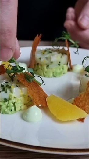 Scallop Tartare with Orange Sauce & Prawn Crisp