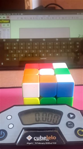 @cubing_daily_till_sub_10s on Instagram: "Day 6 of cubing until I average 10 seconds Tried using a stackmat timer today!!!"