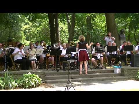 Auf der Vogelwiese Polka in Cleveland German Garden