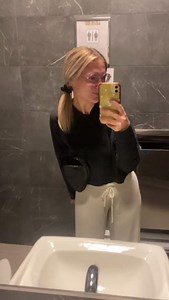 Follow along Heather's 👀 LASIK surgery day! Want to find out more? Book a free LASIK today. https://www.lasikmd.com/book-online - Suivez la journée de chirurgie LASIK de Heather ! Vous voulez en savoir plus sur la procédure ? Réservez votre consultation gratuite dès aujourd’hui. https://www.lasikmd.com/fr/prendre-rendez-vous-en-ligne | LASIK MD