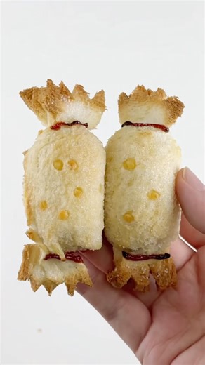 Please take my candy, Candy Hot Dog