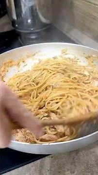 DELICIOUS SPAGHETTI WITH TUNA