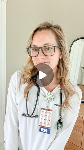 Kristine Tuttle on Instagram: "You will likely be asked about strengths and weaknesses in your interviews. So how do we answer these questions? ❌Do not say you have nothing to improve upon. You’re not perfect – no one is. And this is an immediate turn-off for employers, because it indicates that you’re not open to learning and improving ❌Don’t just say the weakness and not expand upon it. You want to show that you recognize the weakness and THEN say what you’re doing to improve upon it. ✅Make yo