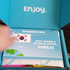 Just got my first SnackCrate from Korea! 😍🇰🇷 📷: via Instagram Get your SnackCrate => SnackCrate.com | SnackCrate