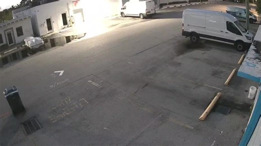 High-speed Florida crash send refrigerator flying