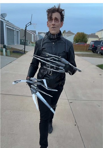 Edward Scissorhands #EdwardScissorhands #h#halloweenf#fypv#viral