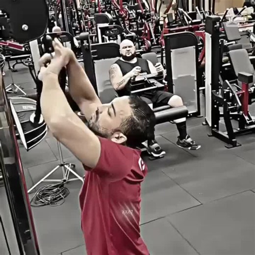 Humildad y Disciplina: Los Pilares de un Gymbro en el Gimnasio