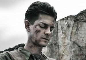 Uzbrojony w Biblię - recenzja filmu Przełęcz ocalonych