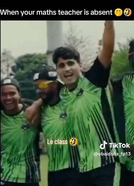 When your maths teacher is absent today le class 🤭😭🤣🤌🏻🫠 . . . #like #fyppppppppppppppppppppppp #viralvideo #share #comment