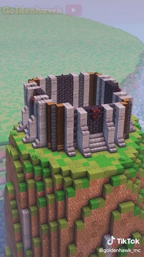 Building a Stunning Gothic Tower in Minecraft