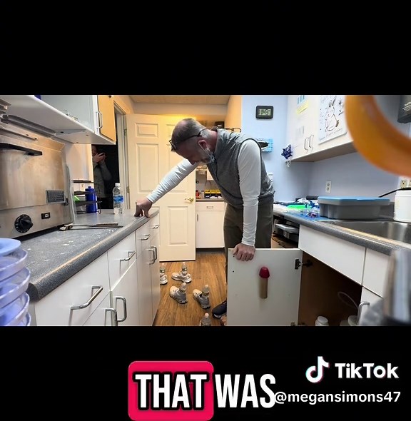 Our trap in our lab sink has been leaking for the past few weeks and we have fixed in multiple times…so this was the perfect set up to prank our boss! “It’s like running out of the drain” 🤣 #AprilFoolsDay #orthodontics #sullivanorthodontics #sorrysully