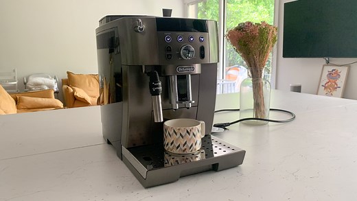 Test Delonghi Magnifica S Smart ECAM250.31.SB : un nouveau rapport performance/prix imbattable