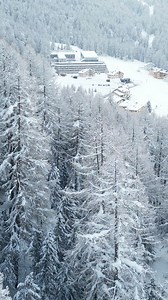 Indulge in the epitome of luxury skiing this winter. 🏂 Experience direct access to Corvatsch's slopes from our exclusive 4* resort, transporting you into a breathtaking Alpine wonderland. Savor stunning views across snow-capped peaks and serene lakes from each room & suite. Limited spots remain for Festive Period '25. Book now and elevate your ski getaway! | Nira Alpina