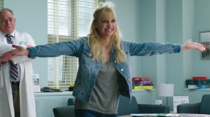 Anna Ferris' Remake of The Classic Comedy OVERBOARD Looks Awful! Watch the Trailer — GeekTyrant