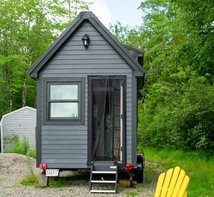 5 Green Mobile Homes That Are The Future of Trailers