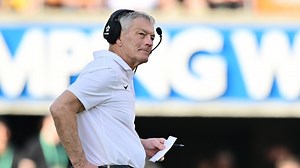 Clear Lake 4-star tight end Thomas Meyer commits to Iowa football in 2025 class