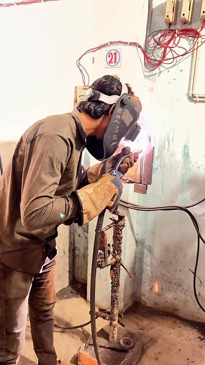 11 reactions | 李100% নিশ্চিত ক্যারিয়ার গড়ুন ওয়েল্ডিংয়ের কাজ দিয়ে।...